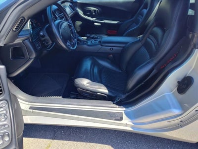 2004 Chevrolet Corvette Base
