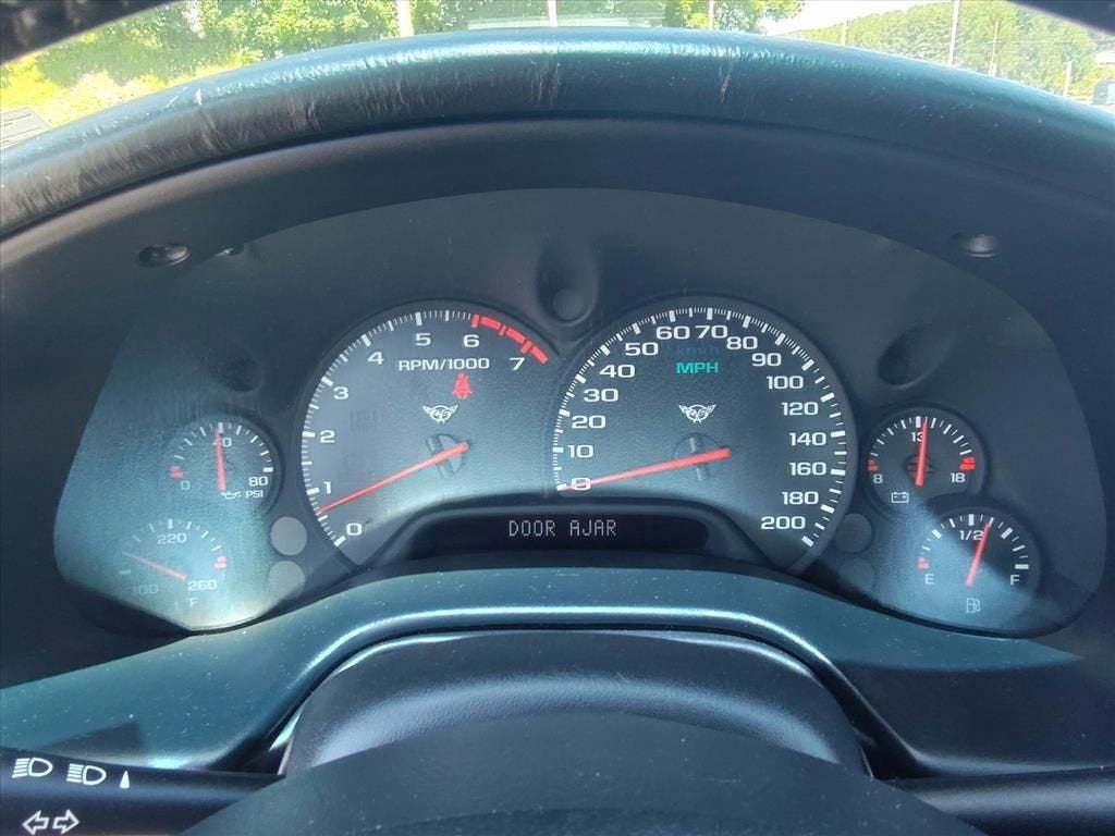 2004 Chevrolet Corvette Base