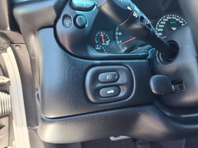 2004 Chevrolet Corvette Base