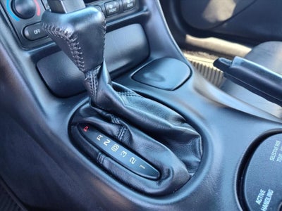 2004 Chevrolet Corvette Base