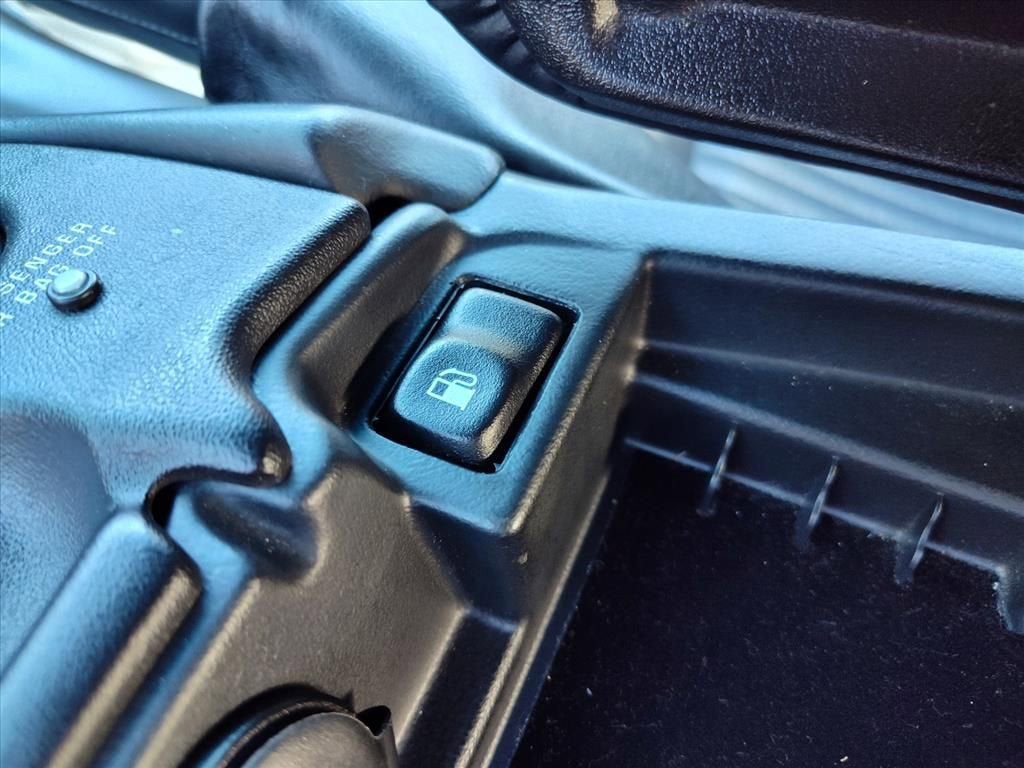 2004 Chevrolet Corvette Base