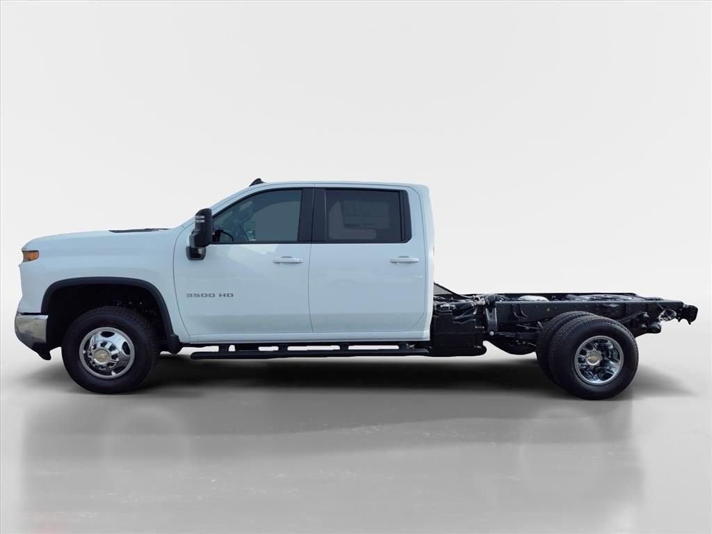 2026 Chevrolet Silverado 3500 HD Chassis Cab LT