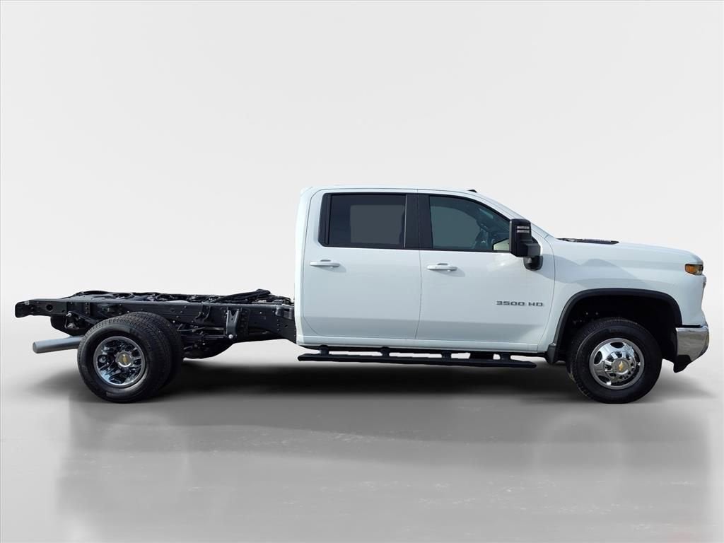 2026 Chevrolet Silverado 3500 HD Chassis Cab LT