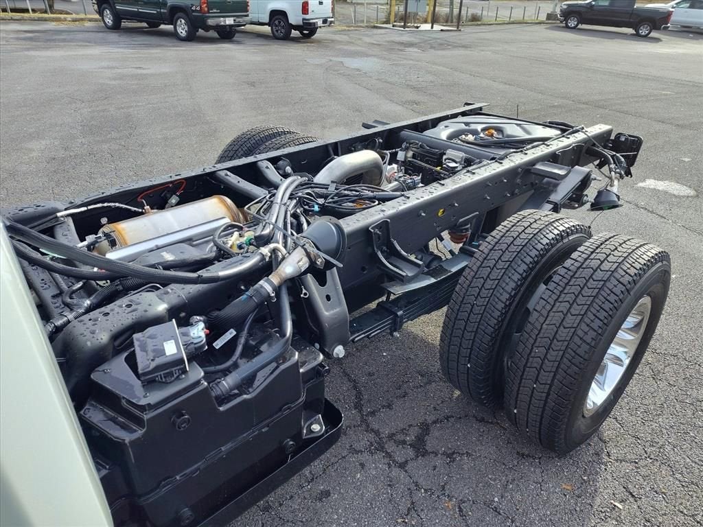 2026 Chevrolet Silverado 3500 HD Chassis Cab LT