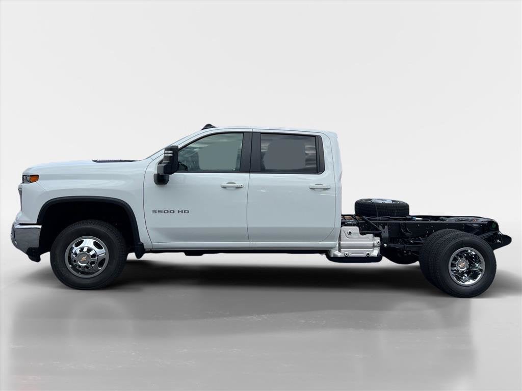 2026 Chevrolet Silverado 3500 HD Chassis Cab LT