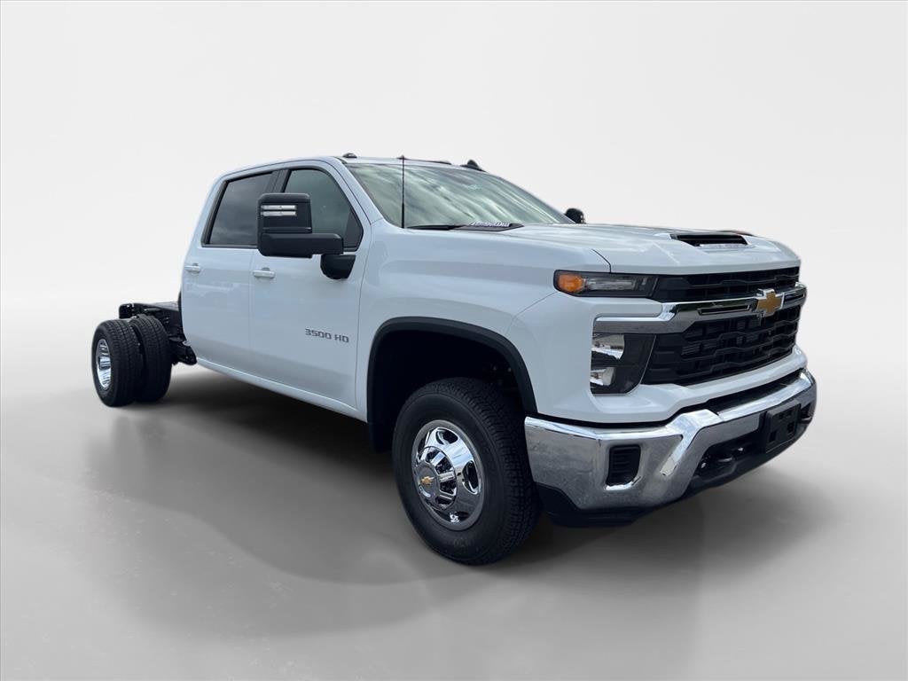 2026 Chevrolet Silverado 3500 HD Chassis Cab LT
