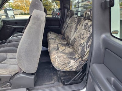 2005 Chevrolet Silverado 3500 HD LS