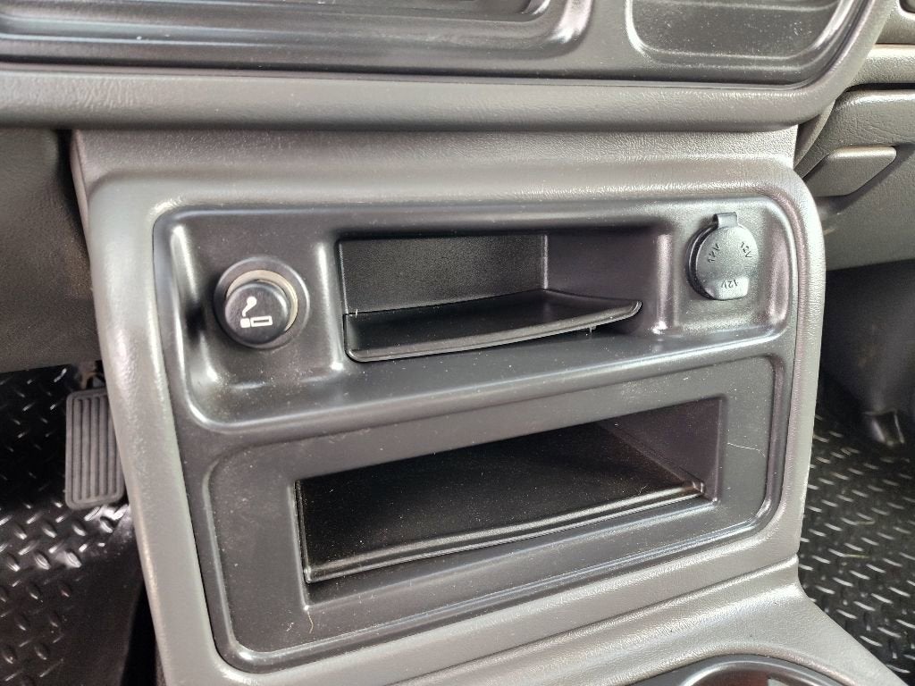 2005 Chevrolet Silverado 3500 HD LS