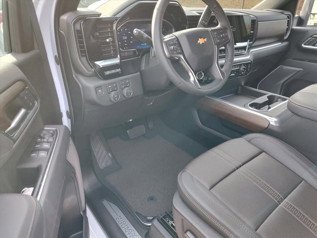2026 Chevrolet Silverado 3500 HD High Country