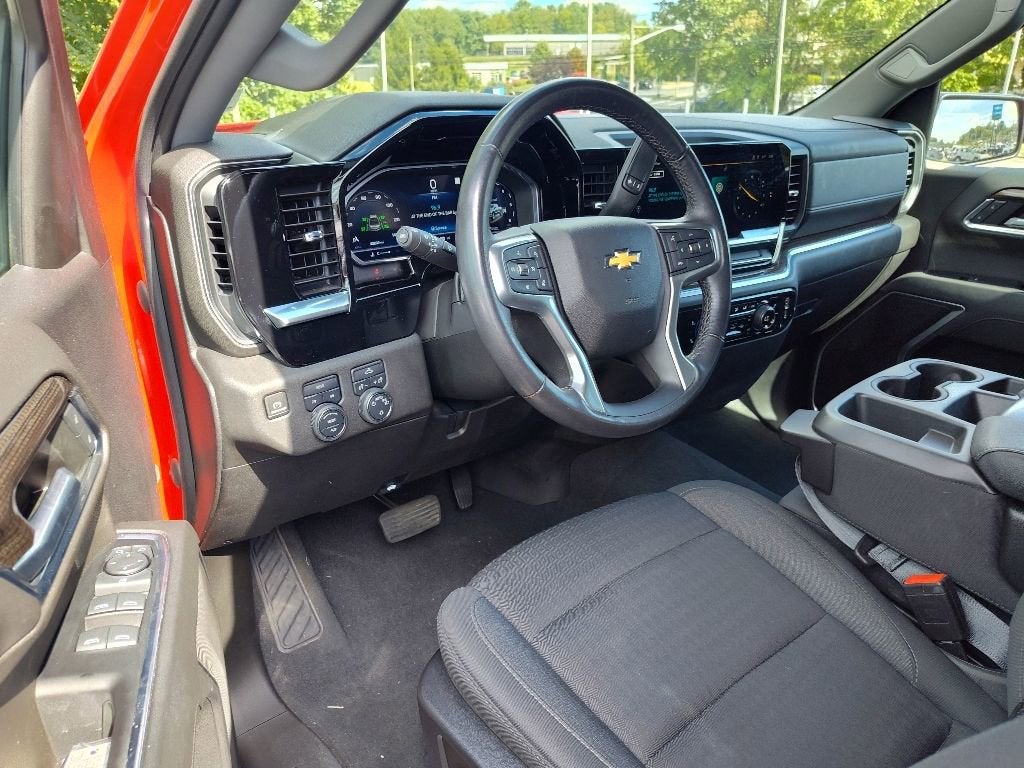 2022 Chevrolet Silverado 1500 LT (2FL)