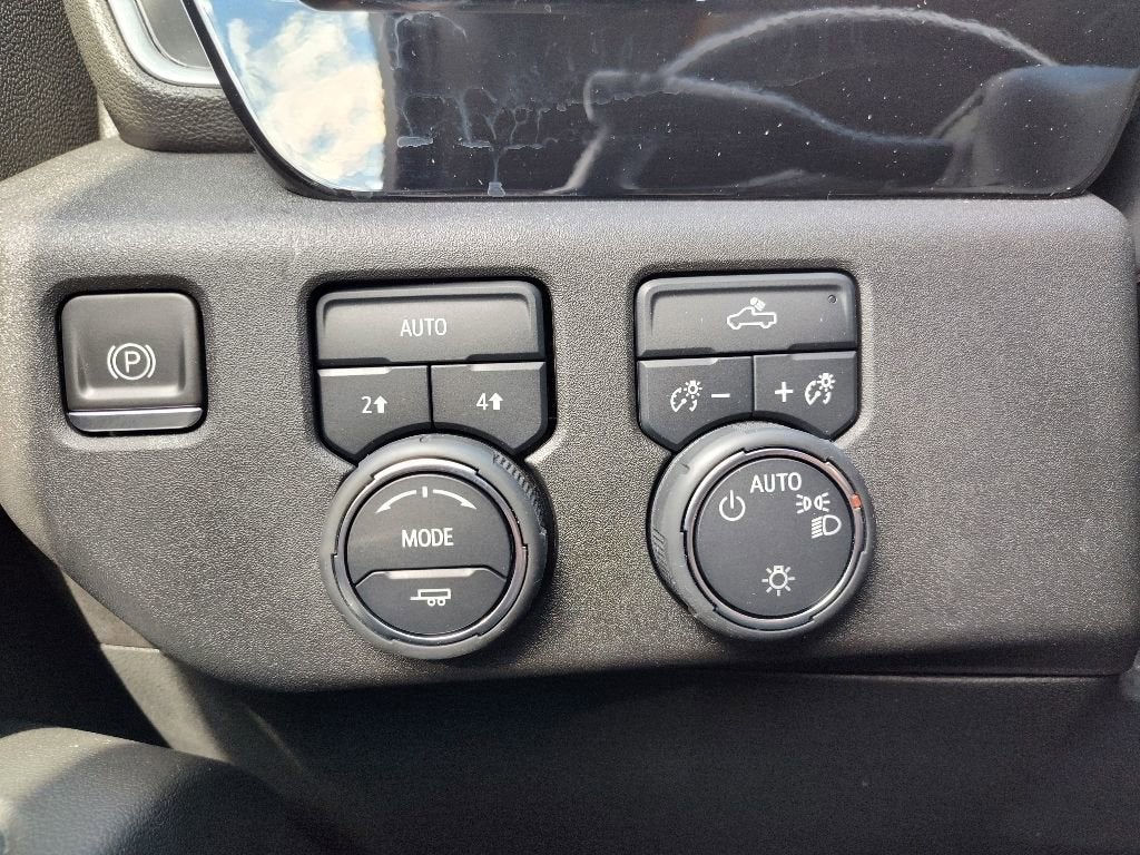 2022 Chevrolet Silverado 1500 LT (2FL)