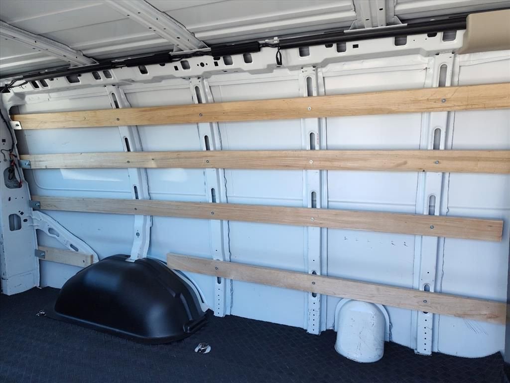 2024 Chevrolet Express Cargo 2500 WT