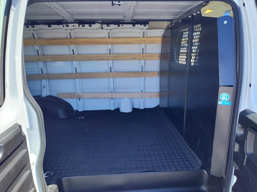 2024 Chevrolet Express Cargo 2500 WT