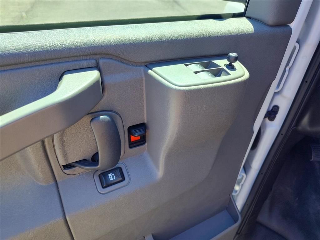 2024 Chevrolet Express Cargo 2500 WT