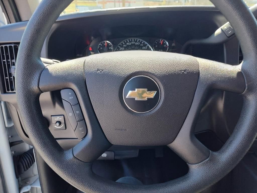 2024 Chevrolet Express Cargo 2500 WT