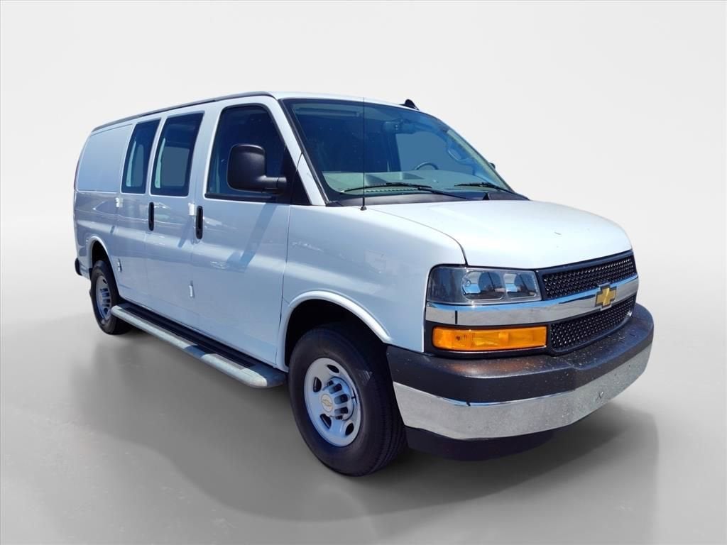 2024 Chevrolet Express Cargo 2500 WT