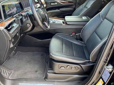 2023 Cadillac Escalade ESV 4WD Premium Luxury
