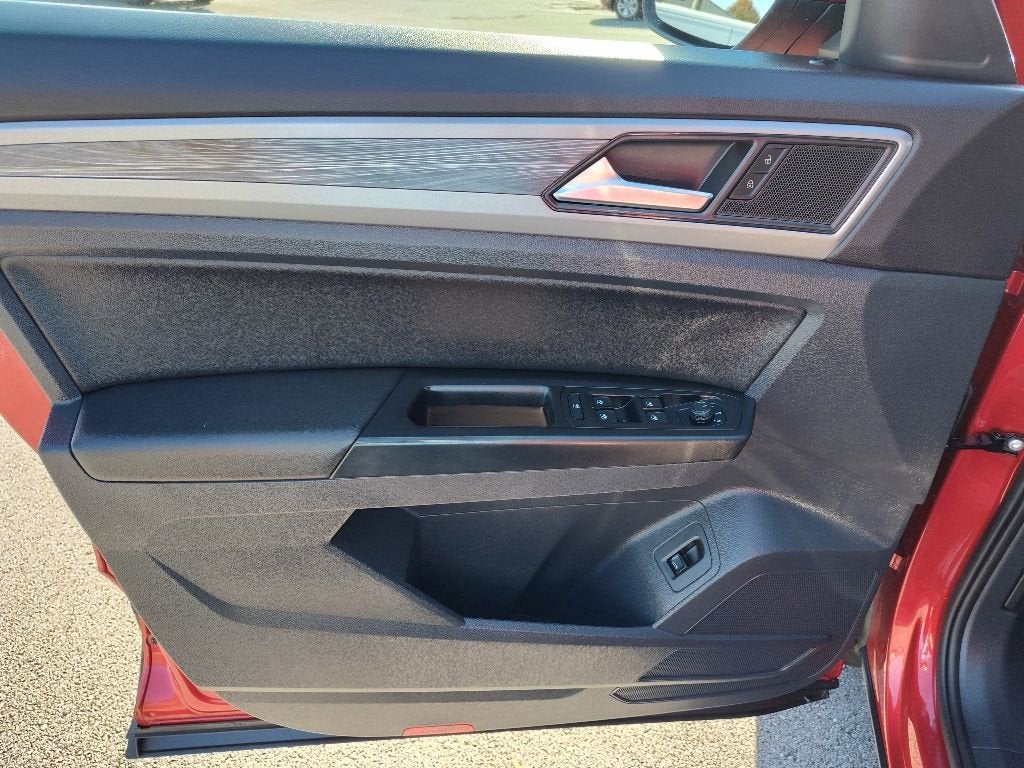 2020 Volkswagen Atlas Cross Sport 3.6L V6 SE w/Technology