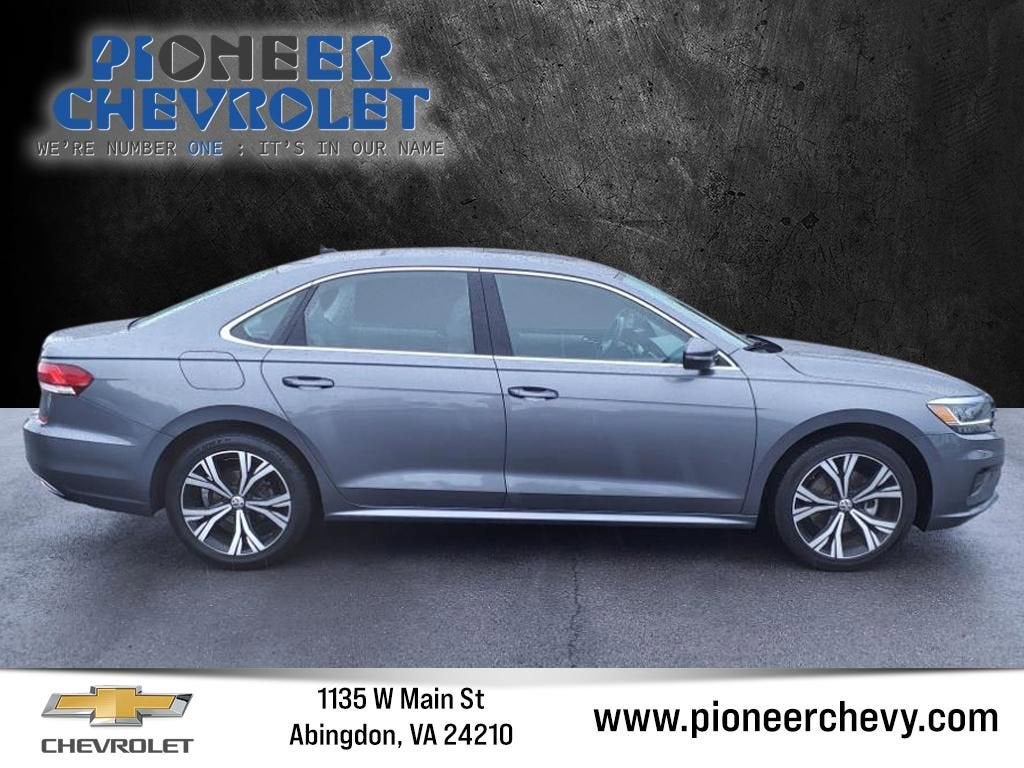 2021 Volkswagen Passat 2.0T SE