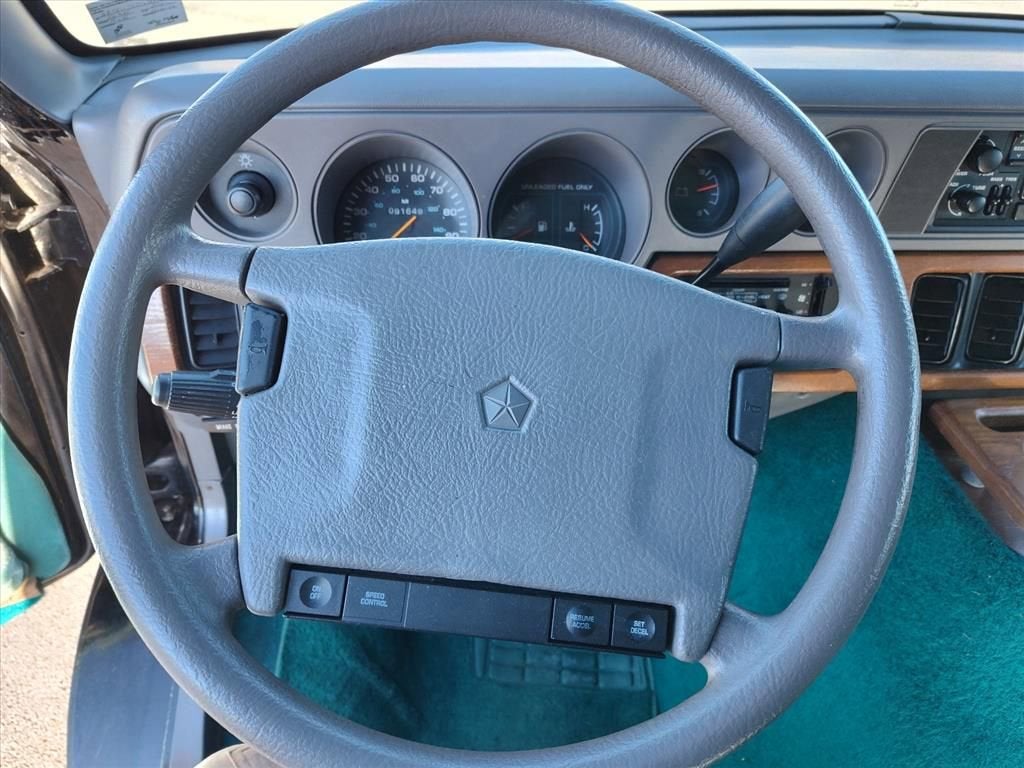 1994 Dodge Ram Van Base