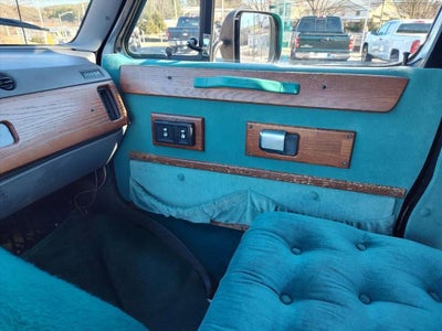 1994 Dodge Ram Van Base