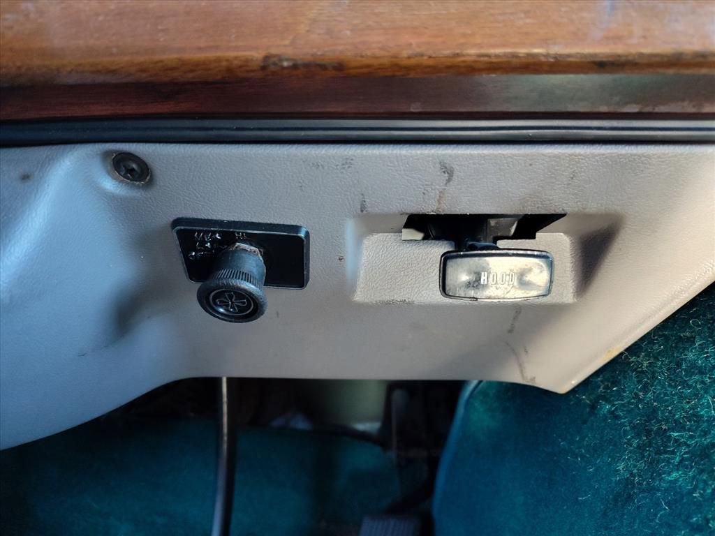 1994 Dodge Ram Van Base