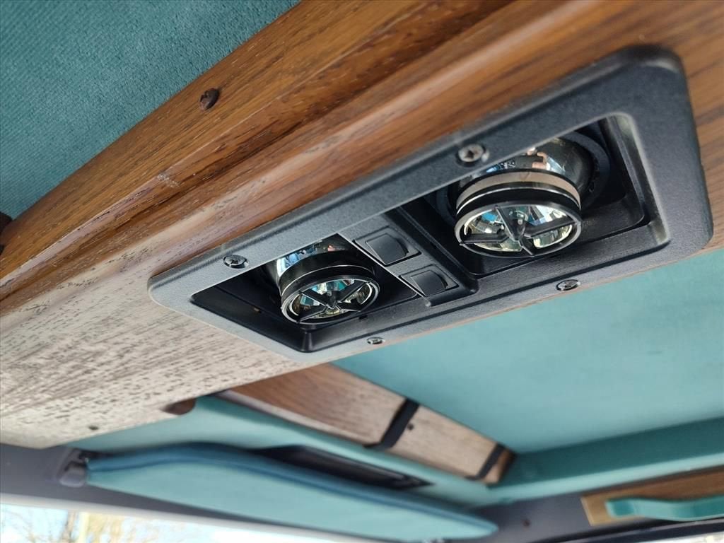 1994 Dodge Ram Van Base