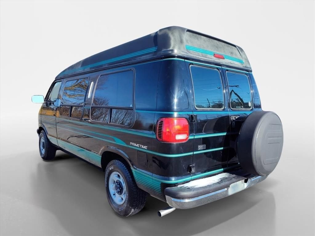 1994 Dodge Ram Van Base