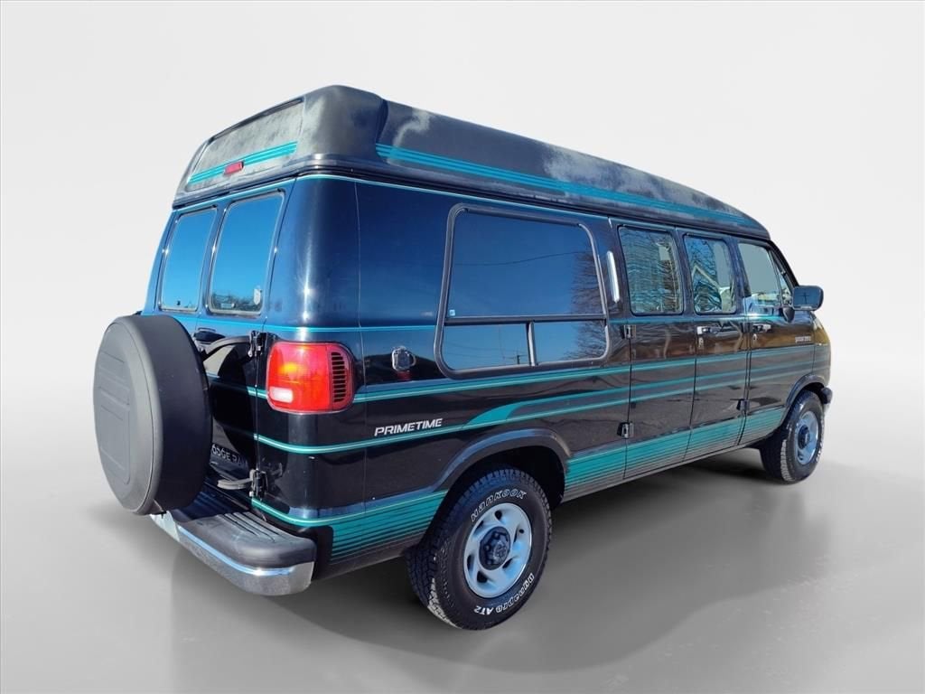 1994 Dodge Ram Van Base