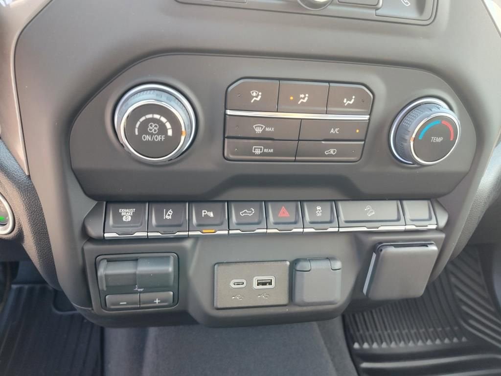 2024 Chevrolet Silverado 2500 HD Custom