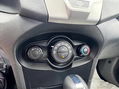 2013 Ford Fiesta SE