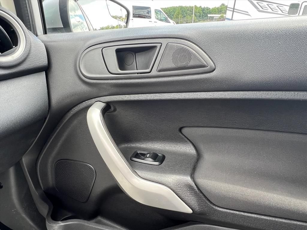 2013 Ford Fiesta SE