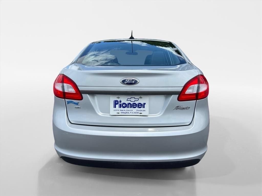 2013 Ford Fiesta SE