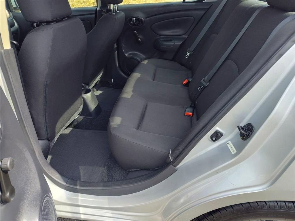 2019 Nissan Versa Sedan S Plus