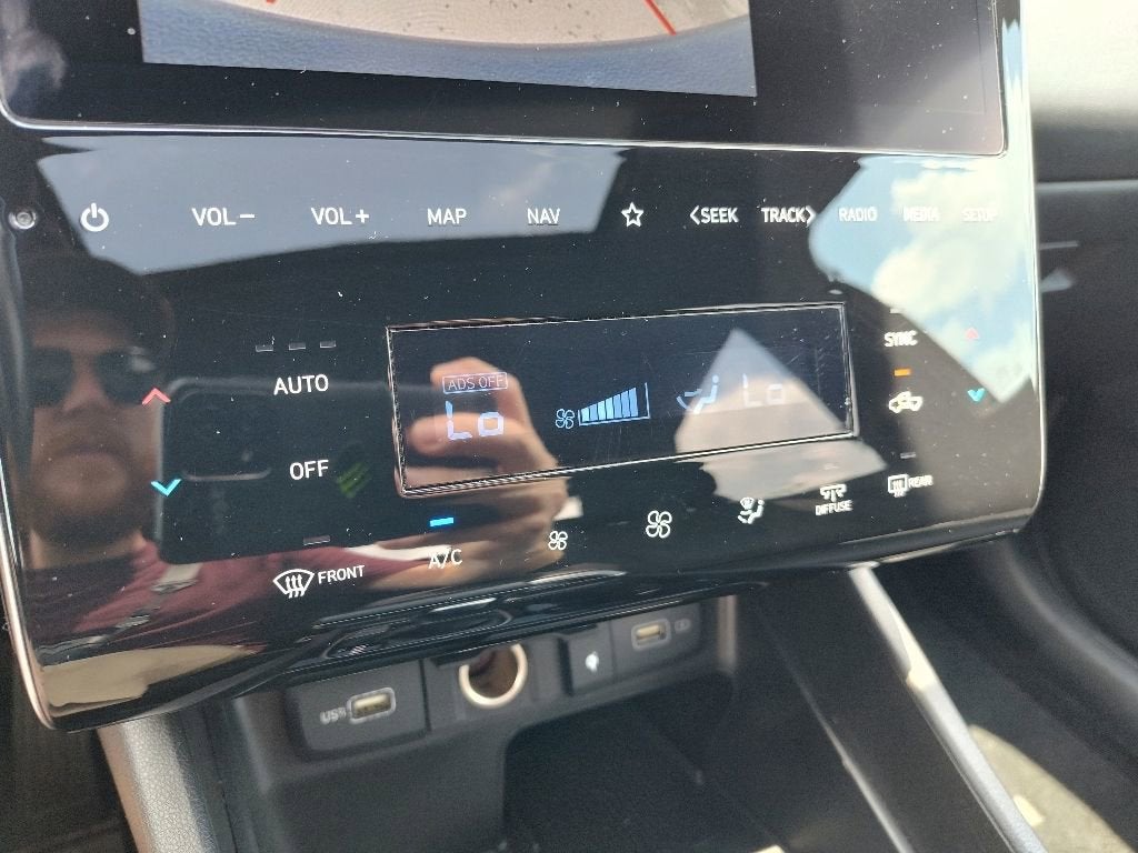 2023 Hyundai Santa Cruz SEL Premium