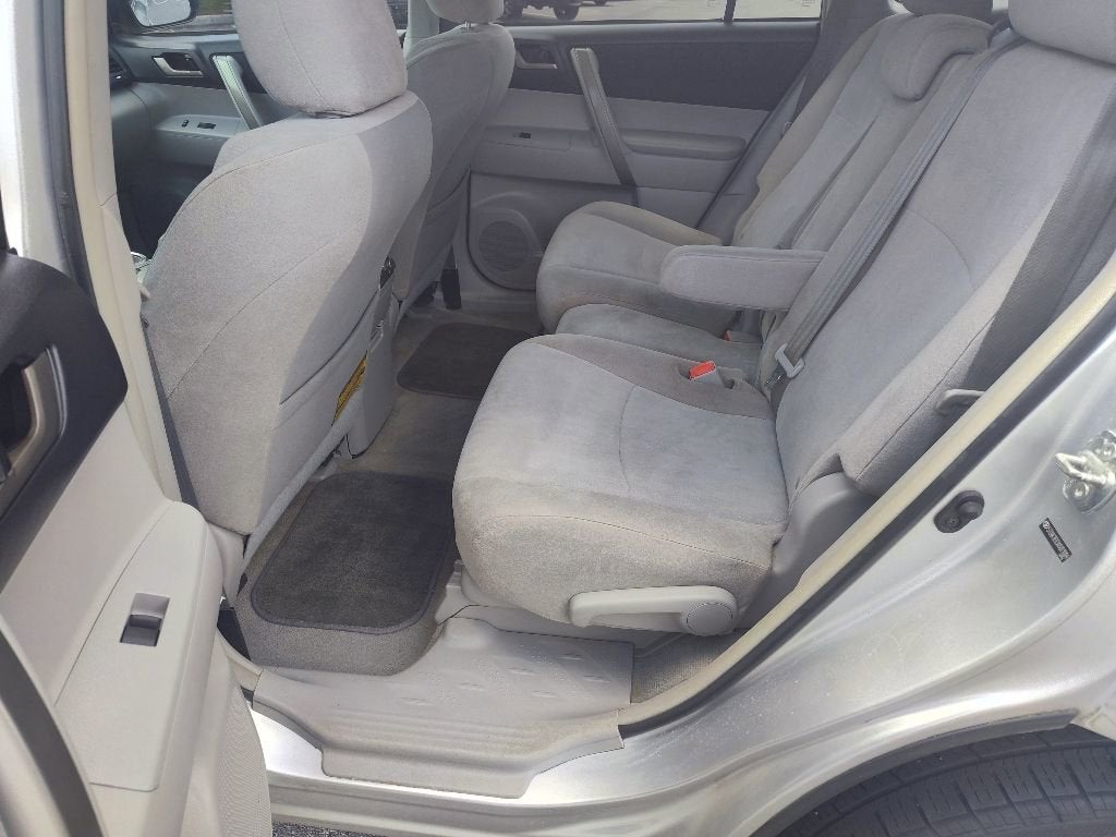 2010 Toyota Highlander Sport