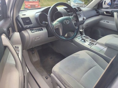2010 Toyota Highlander Sport