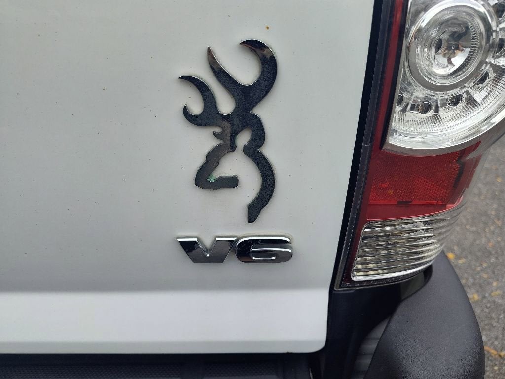 2015 Toyota Tacoma Base