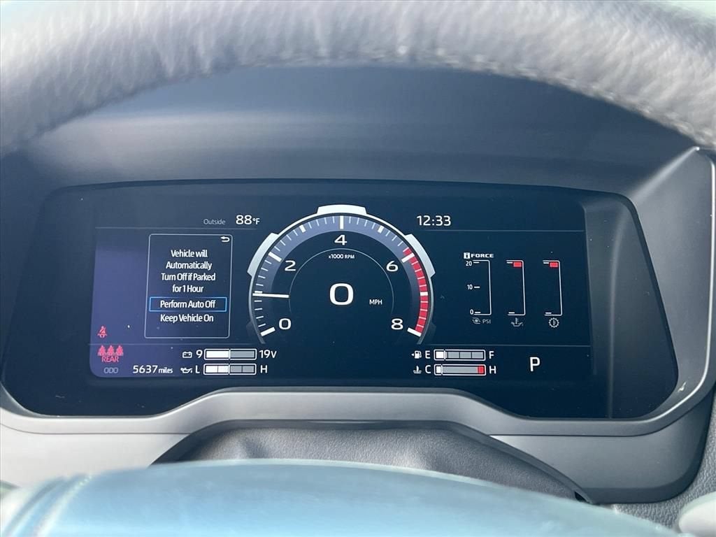 2026 Toyota Tundra 4WD SR5