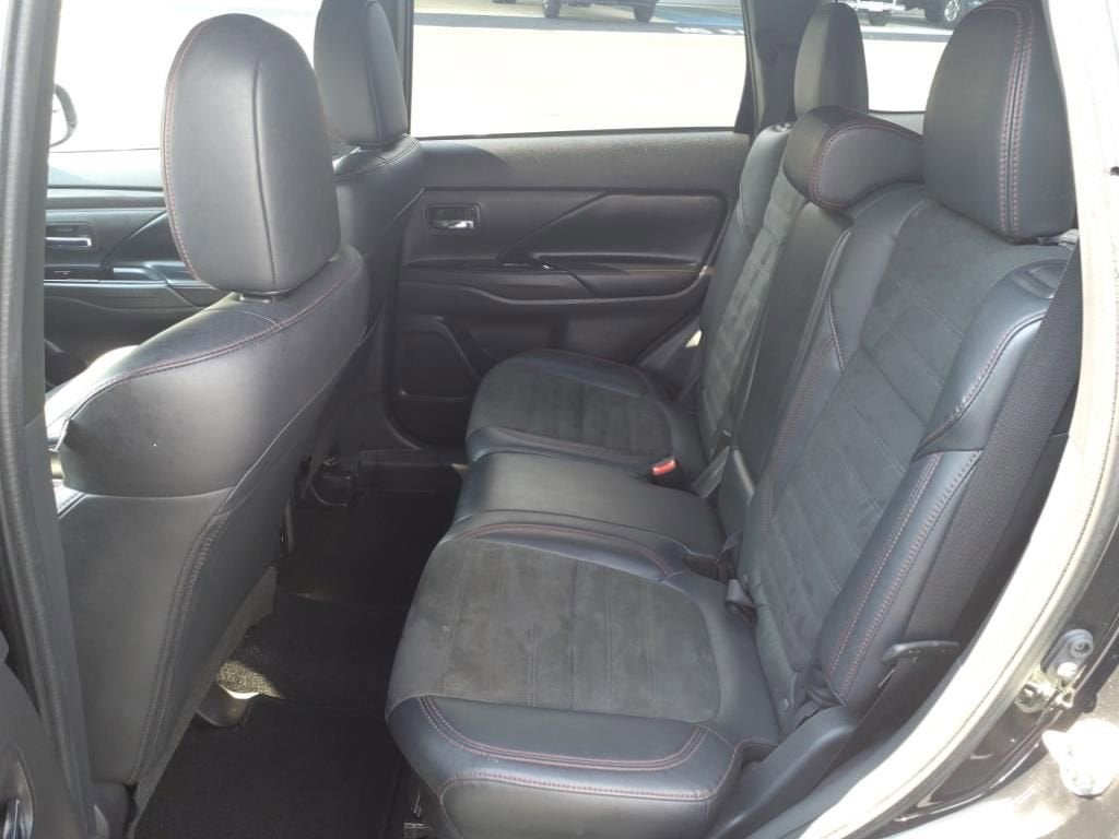 2020 Mitsubishi Outlander ES