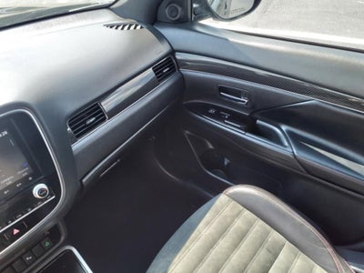 2020 Mitsubishi Outlander ES