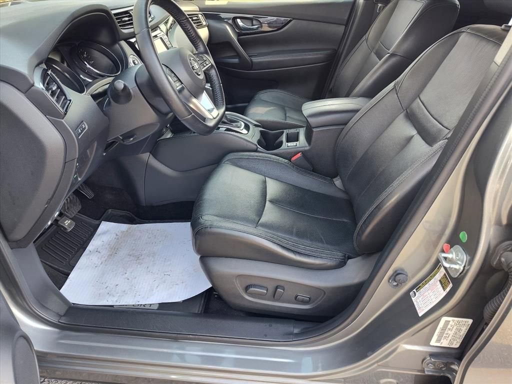 2017 Nissan Rogue Sport SL