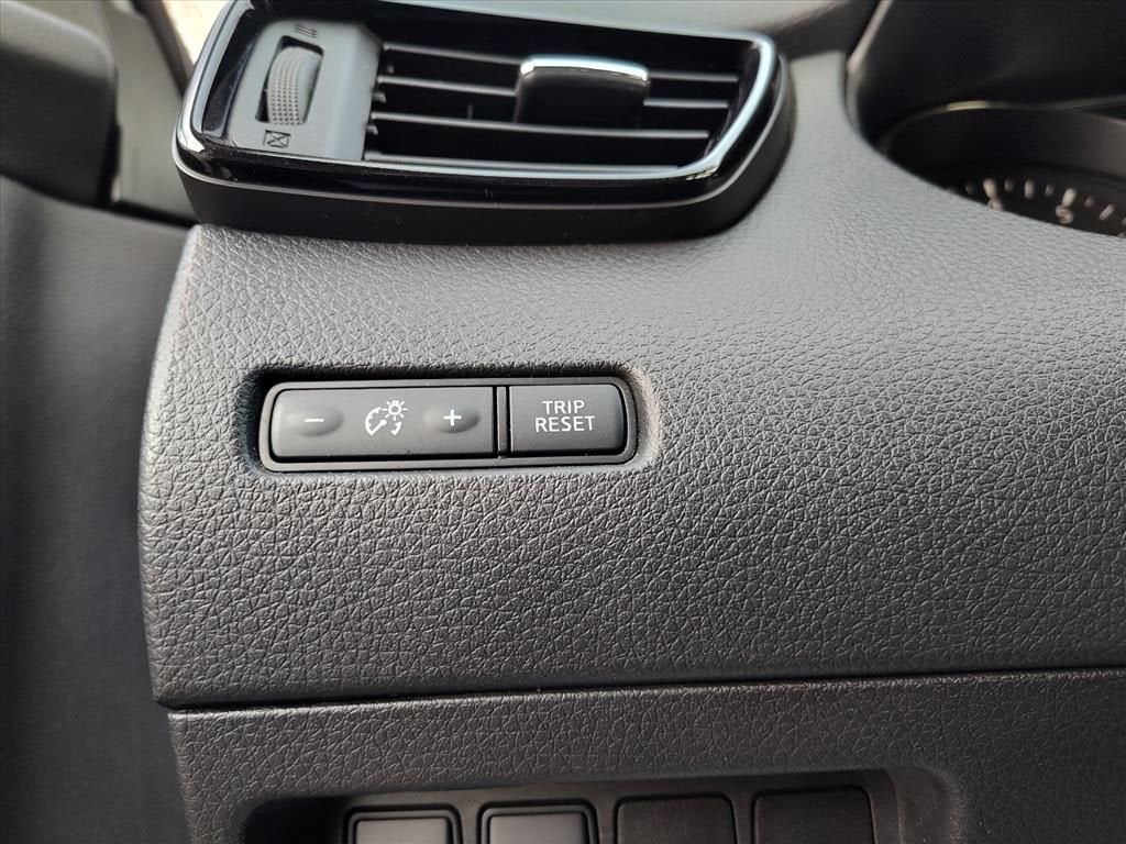 2017 Nissan Rogue Sport SL