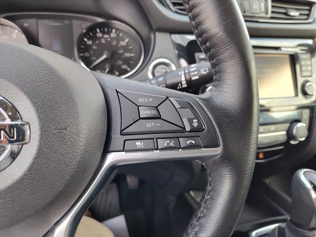 2017 Nissan Rogue Sport SL