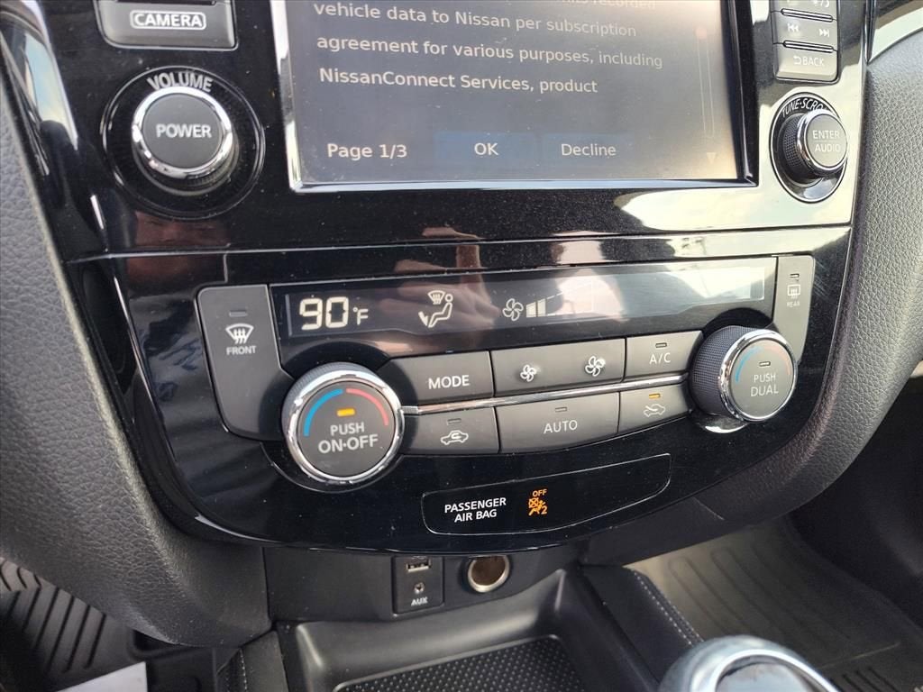 2017 Nissan Rogue Sport SL