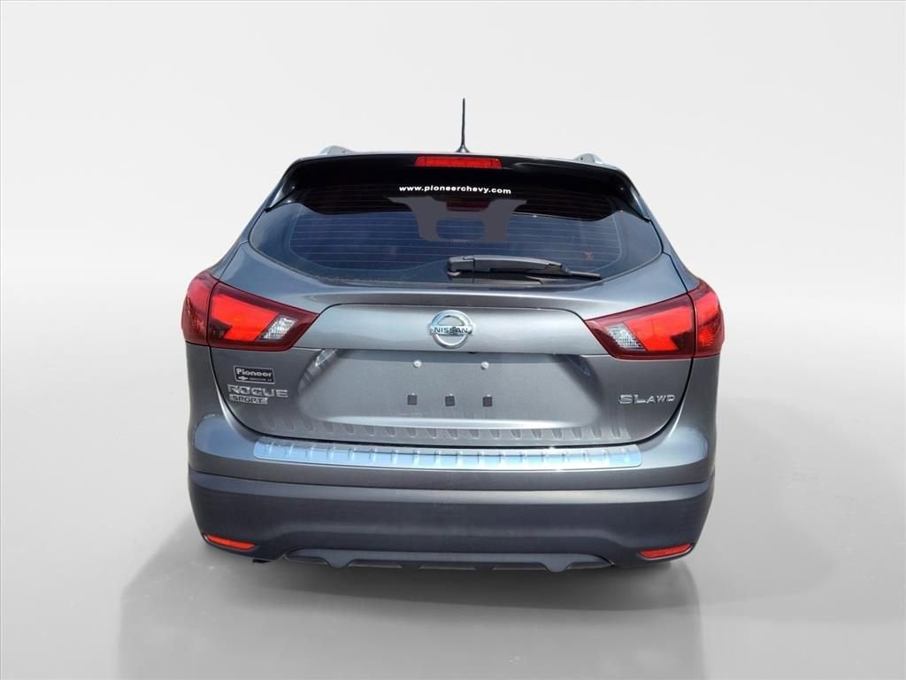 2017 Nissan Rogue Sport SL