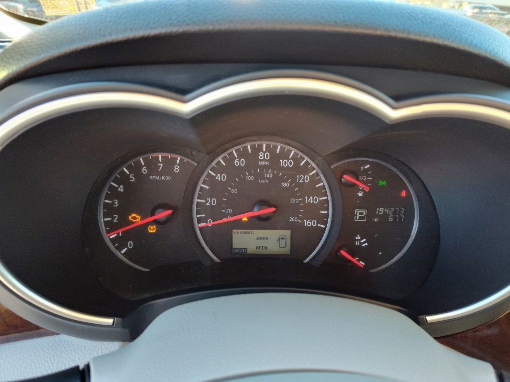 2016 Nissan Quest SV