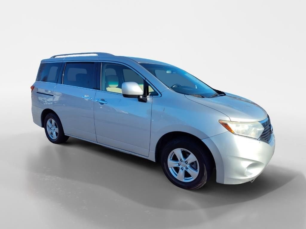 2016 Nissan Quest SV