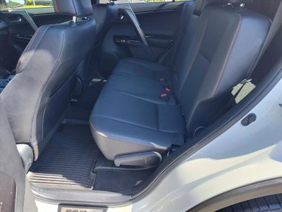 2018 Toyota RAV4 SE
