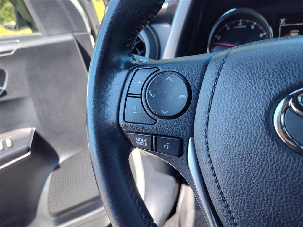 2018 Toyota RAV4 SE